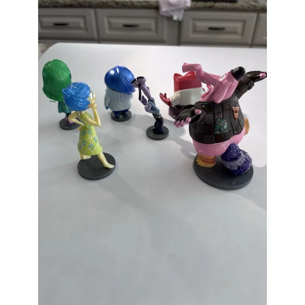 Disney Inside Out CharactersBing Bong, Watson, Crick Sadness,‎ Cake Topper+++